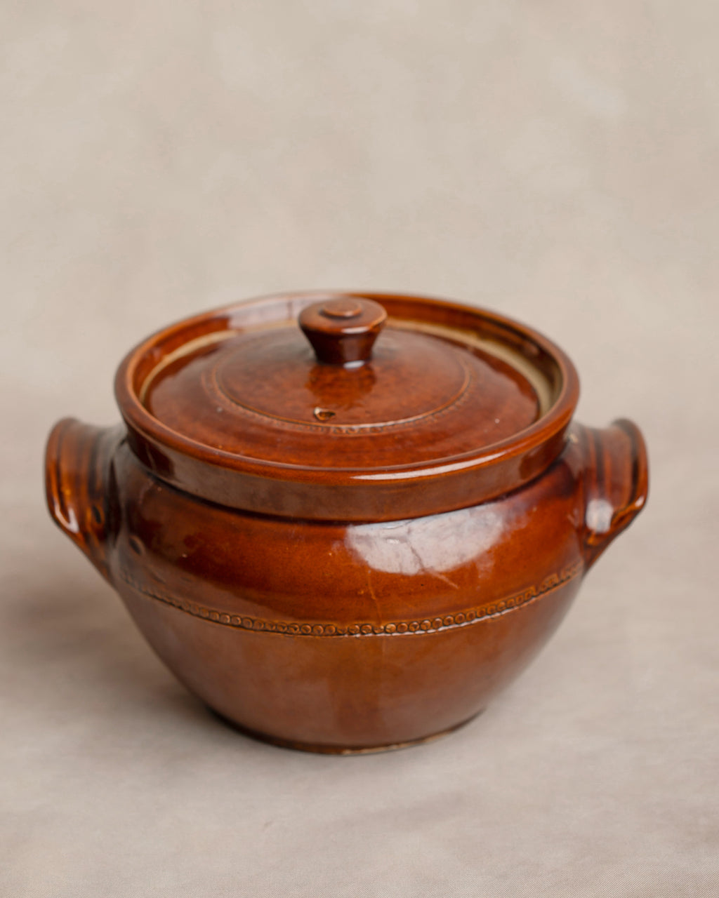 Bretby Pottery Brown Glazed Lidded Casserole Dish