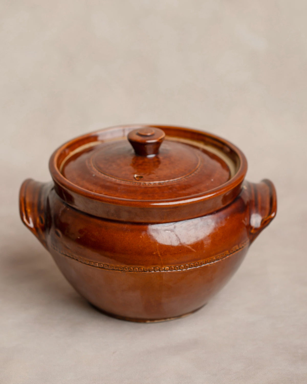 Bretby Pottery Brown Glazed Lidded Casserole Dish