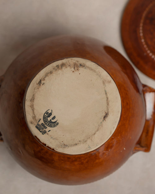 Bretby Pottery Brown Glazed Lidded Casserole Dish